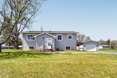 515 Columbus Avenue, Cohasset, MN 55721 - Photo 1