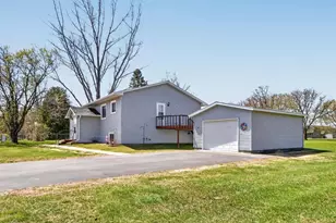 515 Columbus Ave, Cohasset, MN 55721 - Photo 33