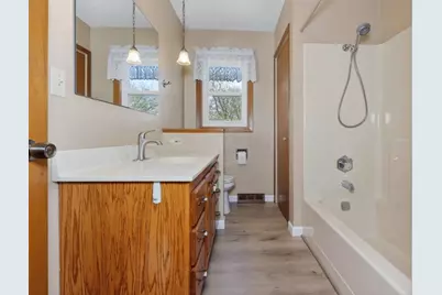 515 Columbus Avenue, Cohasset, MN 55721 - Photo 19