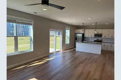 10448 Robinwood Road, Chaska, MN 55318 - Photo 3