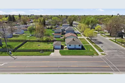 1412 14th Street N, Moorhead, MN 56560 - Photo 25