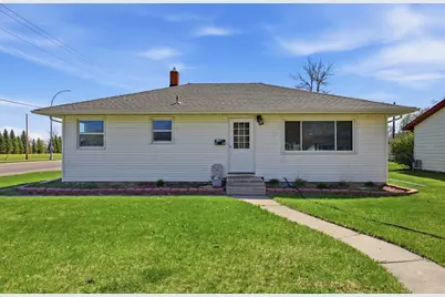 1412 14th Street N, Moorhead, MN 56560 - Photo 1