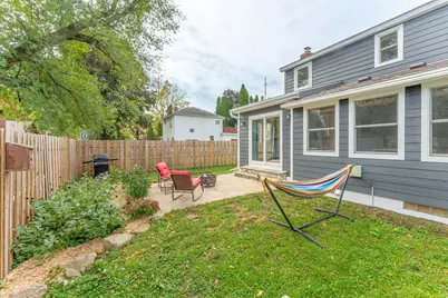 132 S Washington Avenue, New Richmond, WI 54017 - Photo 5