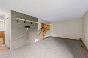 152 Avignon Ct, Woodbury, MN 55125 - Photo 9