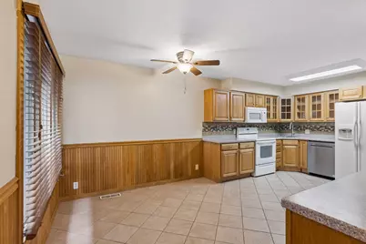 152 Avignon Court, Woodbury, MN 55125 - Photo 5