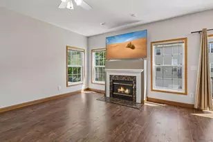 7944 Stratford Cir N, Shakopee, MN 55379 - Photo 7