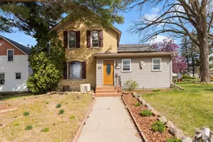 502 7th St NE, Little Falls, MN 56345 - Photo 1