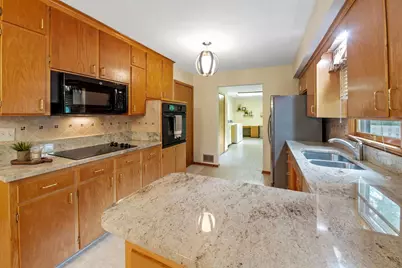 2924 Spring View Lane, Mounds View, MN 55112 - Photo 3