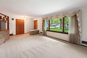 2924 Springview Ln, Mounds View, MN 55112 - Photo 7
