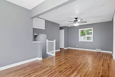 820 Point Douglas Road S, Saint Paul, MN 55119 - Photo 3