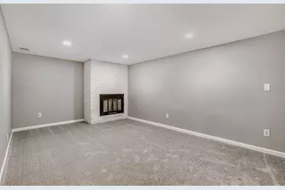 7556 Noble Avenue N, Brooklyn Park, MN 55443 - Photo 11