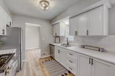 7556 Noble Avenue N, Brooklyn Park, MN 55443 - Photo 5