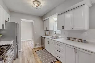 7556 Noble Ave N, Brooklyn Park, MN 55443 - Photo 5