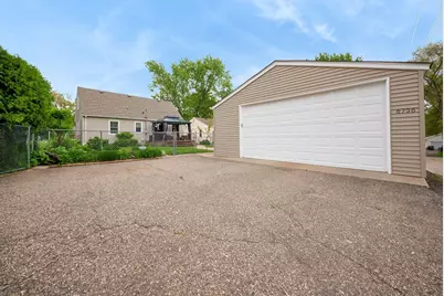 6736 Vincent Avenue S, Richfield, MN 55423 - Photo 31