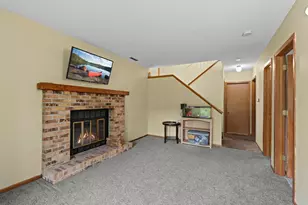 5189 Beachside Dr, Hopkins, MN 55343 - Photo 27