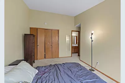 5189 Beachside Drive, Hopkins, MN 55343 - Photo 17