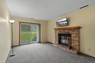 5189 Beachside Dr, Hopkins, MN 55343 - Photo 25