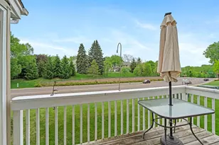 5189 Beachside Dr, Hopkins, MN 55343 - Photo 33