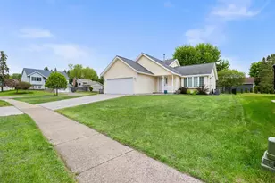 3274 12th Ave, Anoka, MN 55303 - Photo 3