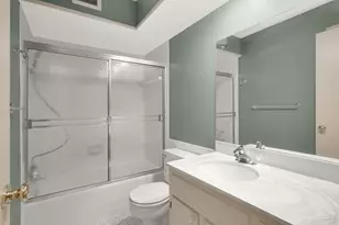 4360 Brookside Ct, Edina, MN 55436 - Photo 19