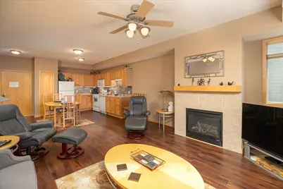 1215 N Lakeshore Drive #303, Lake City, MN 55041 - Photo 5