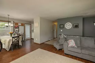 338 27th St NE, Rochester, MN 55906 - Photo 5