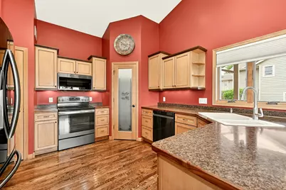 1213 Whispering Hills Drive, Saint Charles, MN 55972 - Photo 15