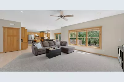1526 Monterey Lane SW, Rochester, MN 55902 - Photo 17
