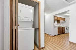 621 19th St N, Moorhead, MN 56560 - Photo 15