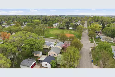 621 19th Street N, Moorhead, MN 56560 - Photo 29