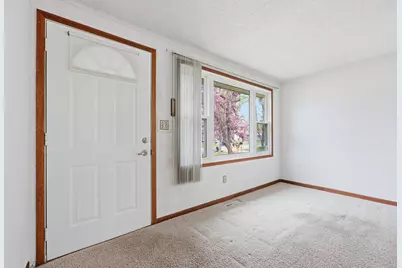 621 19th Street N, Moorhead, MN 56560 - Photo 5