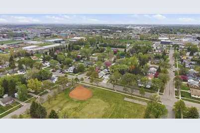 621 19th Street N, Moorhead, MN 56560 - Photo 27