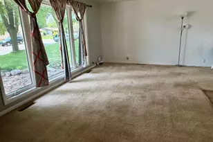 406 Olander St, Worthington, MN 56187 - Photo 3