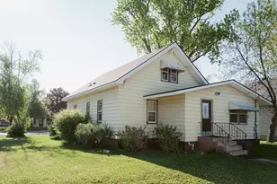 55 10th Ave N, Waite Park, MN 56387 - Photo 3