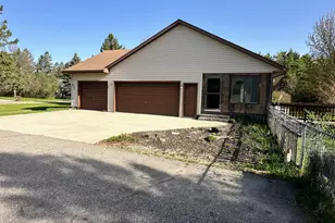 608 Pinetree Dr, Perham, MN 56573 - Photo 5