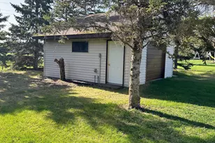 608 Pinetree Dr, Perham, MN 56573 - Photo 13