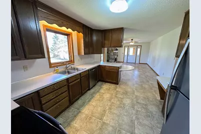 608 Pinetree Drive, Perham, MN 56573 - Photo 17