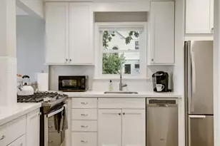 4214 Queen Ave S, Minneapolis, MN 55410 - Photo 37