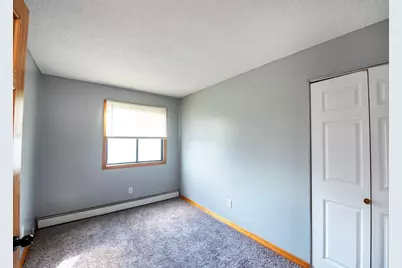 7404 72nd Lane N, Brooklyn Park, MN 55428 - Photo 5