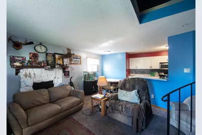 7404 72nd Lane N, Brooklyn Park, MN 55428 - Photo 3