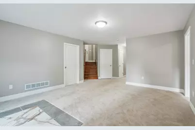 1880 Desoto Street N, Maplewood, MN 55117 - Photo 5