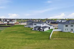 4755 32nd St S, Fargo, ND 58104 - Photo 43