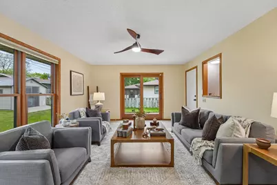 881 Pandora Drive NE, Fridley, MN 55432 - Photo 9