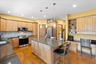 5236 Southern Ridge Ln SW, Rochester, MN 55902 - Photo 7