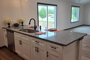 2025 Clark St, Saint Peter, MN 56082 - Photo 5