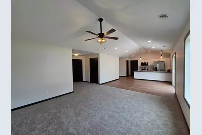 2025 Clark Street, Saint Peter, MN 56082 - Photo 9
