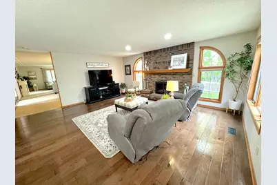 1203 Parkside Drive, Marshall, MN 56258 - Photo 11