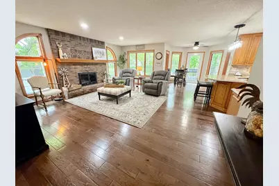 1203 Parkside Drive, Marshall, MN 56258 - Photo 11