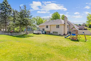 645 Lake Pine Dr, Shoreview, MN 55126 - Photo 25