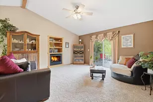 729 Hidden Ln, New Richmond, WI 54017 - Photo 5